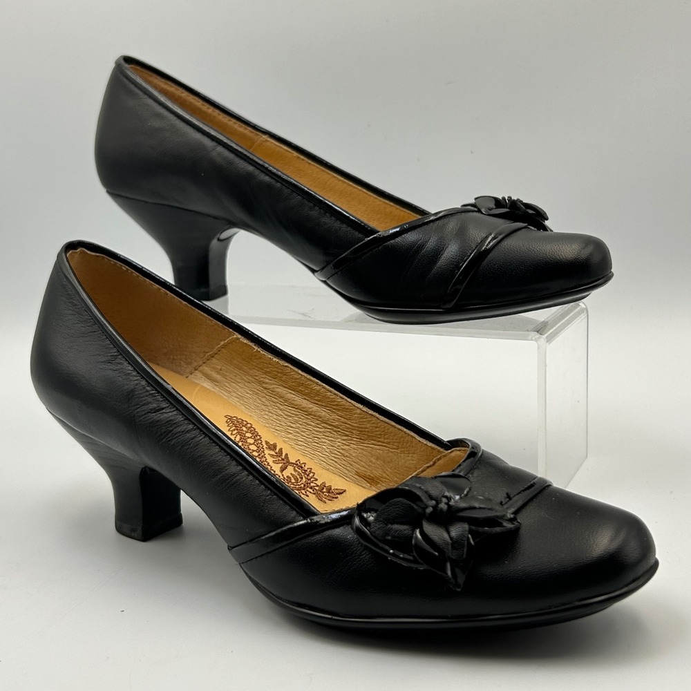 Sofft Kensington Pumps Womens 7 Black Leather Flower Kitten Heel Classic Office